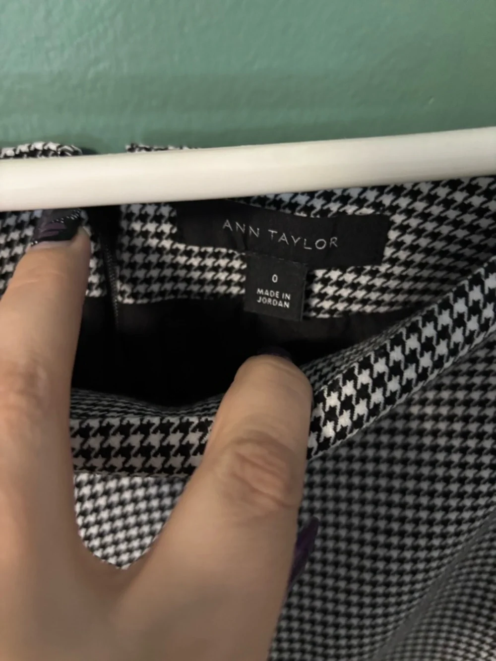 Ann Taylor Black and White Houndstooth Mini Skirt with Buckle Accent - Picture 2 of 6